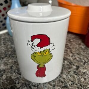 Grinch canister